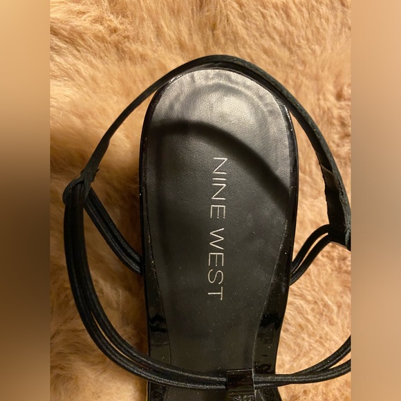Nine West size 8 woman’s sandals - Picture 2 of 6